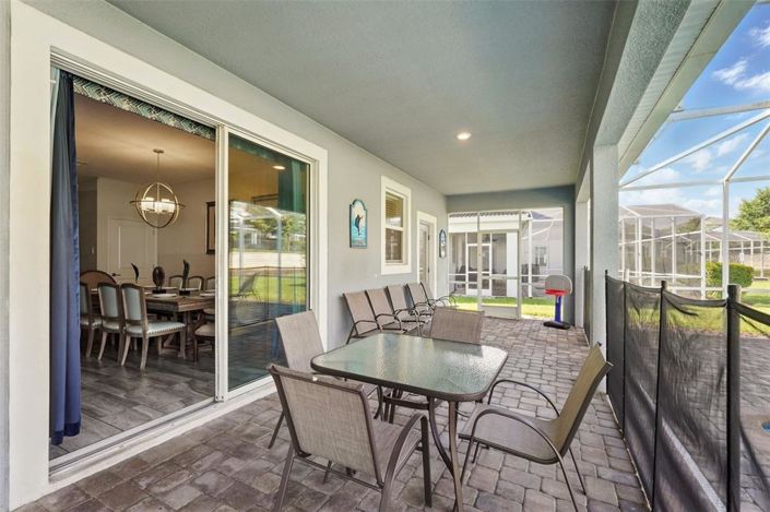 Image No.50-8 Bed Property for sale