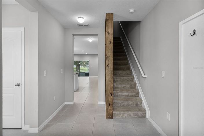 Image No.2-3 Bed Townhouse for sale