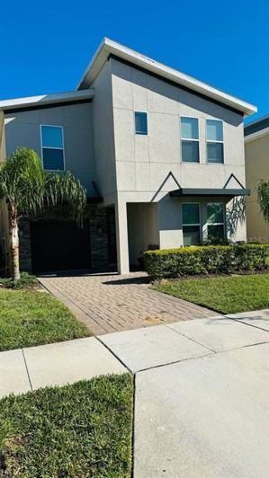 Image No.1-6 Bed Property for sale