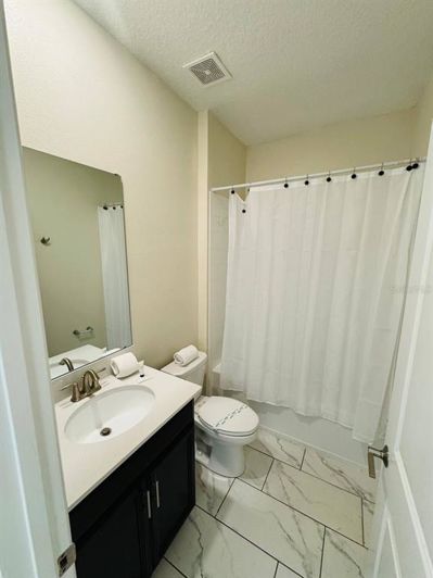 Image No.28-6 Bed Property for sale