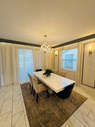 Image No.9-6 Bed Property for sale