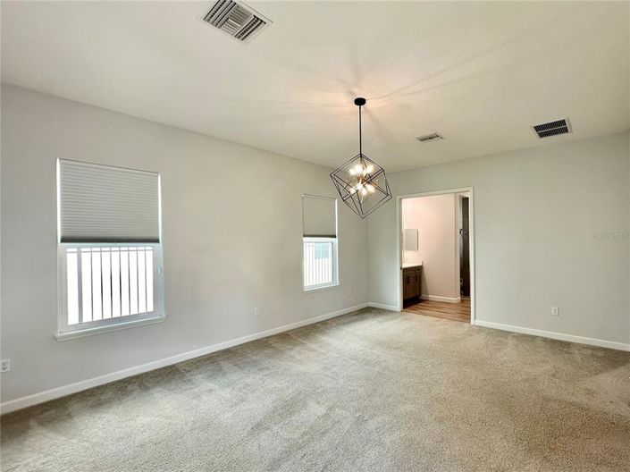 Image No.19-4 Bed Property for sale