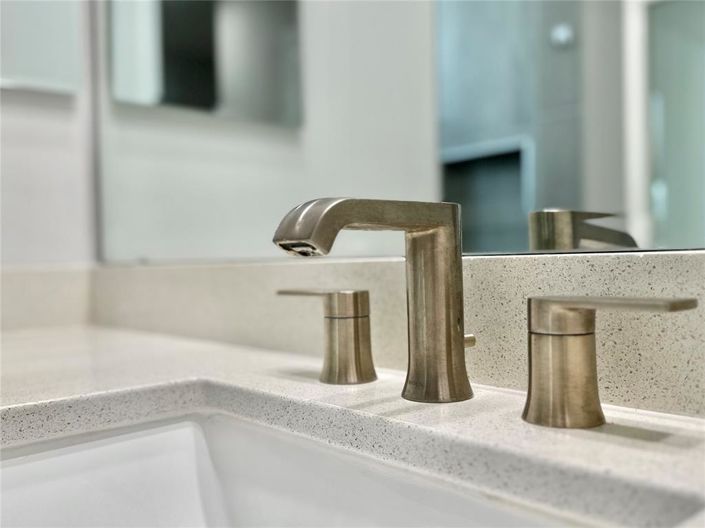 Image No.24-4 Bed Property for sale