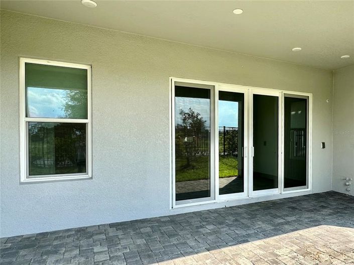 Image No.26-4 Bed Property for sale