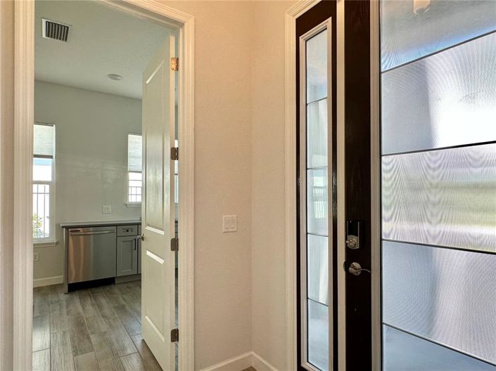 Image No.28-4 Bed Property for sale