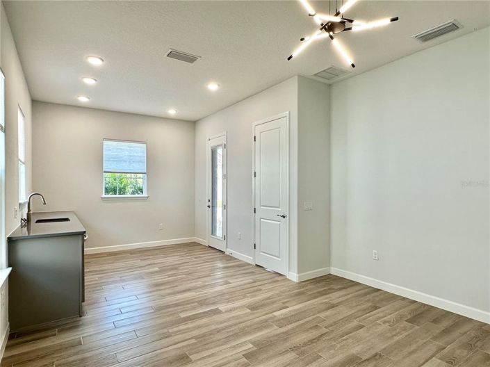 Image No.31-4 Bed Property for sale