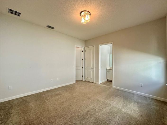 Image No.34-4 Bed Property for sale