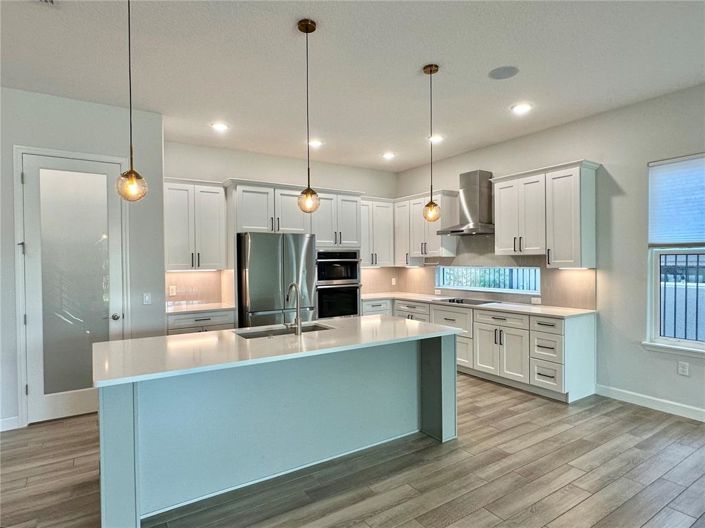 Image No.49-4 Bed Property for sale