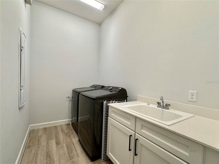 Image No.51-4 Bed Property for sale