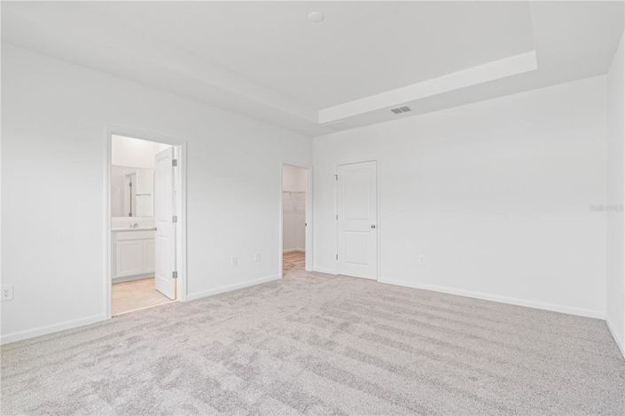 Image No.10-3 Bed Townhouse for sale