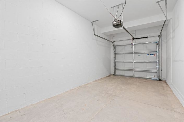 Image No.20-3 Bed Townhouse for sale