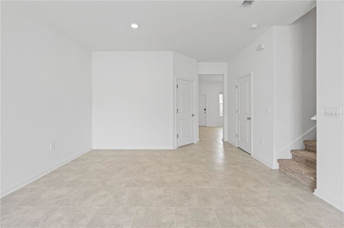 Image No.25-3 Bed Townhouse for sale