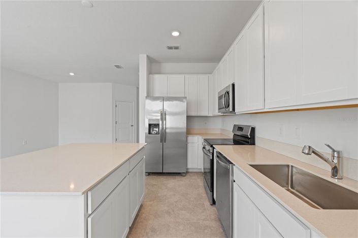 Image No.27-3 Bed Townhouse for sale