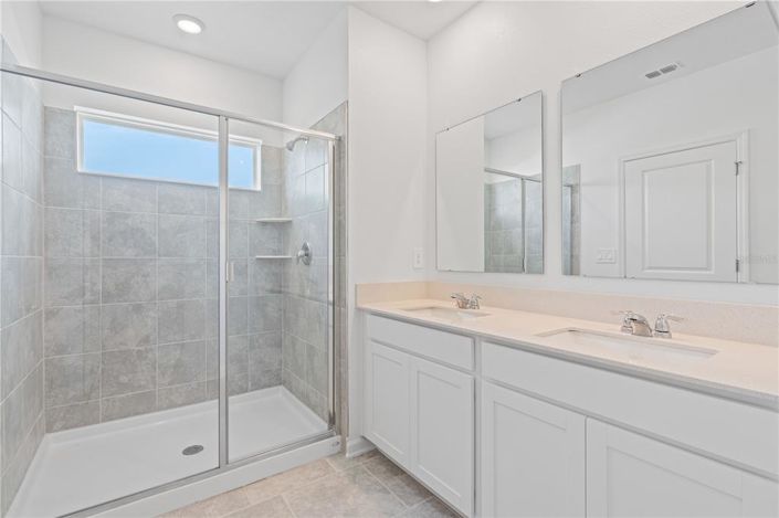 Image No.9-3 Bed Townhouse for sale