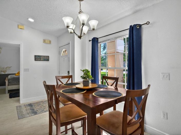 Image No.9-4 Bed Property for sale