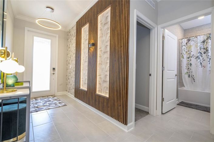 Image No.2-6 Bed Property for sale