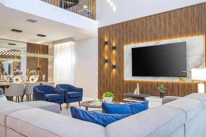 Image No.39-6 Bed Property for sale