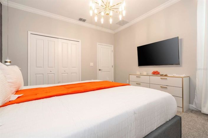 Image No.47-6 Bed Property for sale