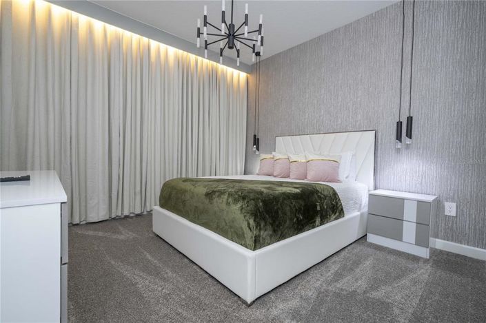 Image No.53-6 Bed Property for sale