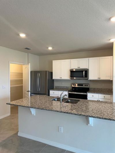 Image No.3-3 Bed Property for sale