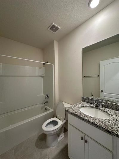 Image No.7-3 Bed Property for sale