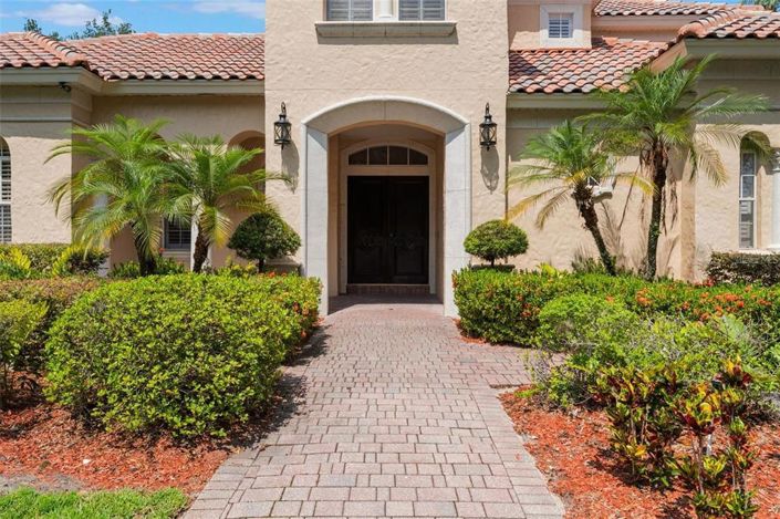 Image No.2-5 Bed Property for sale