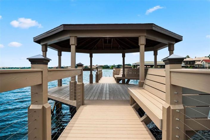 Image No.52-5 Bed Property for sale