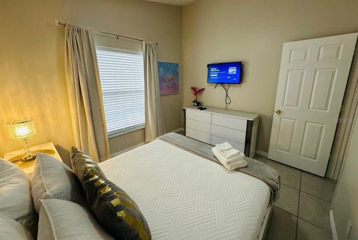 Image No.14-4 Bed Property for sale