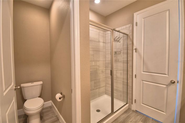 Image No.15-3 Bed Property for sale