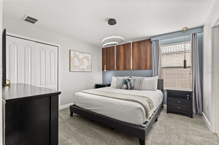 Image No.16-9 Bed Property for sale