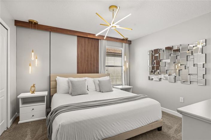 Image No.32-9 Bed Property for sale