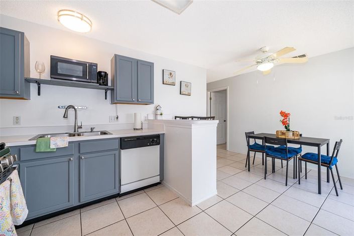 Image No.13-4 Bed Property for sale