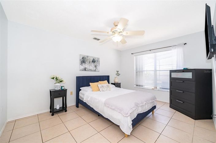 Image No.14-4 Bed Property for sale