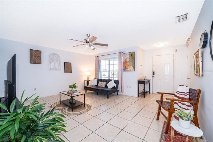 Image No.6-4 Bed Property for sale