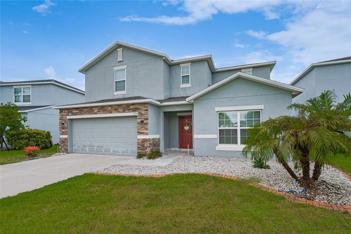 Image No.2-5 Bed Property for sale