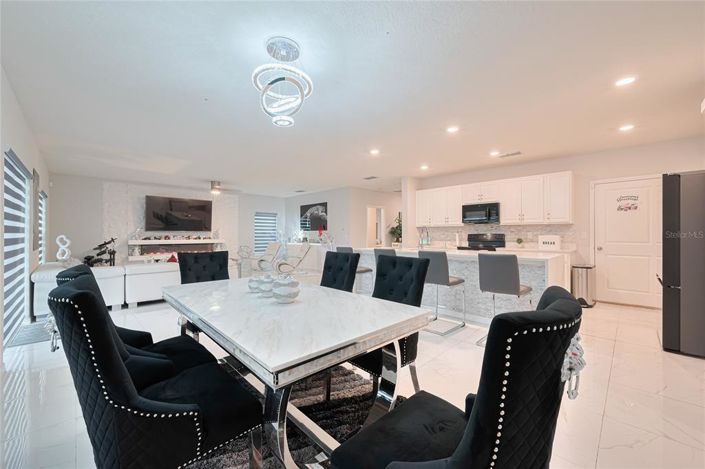 Image No.22-5 Bed Property for sale