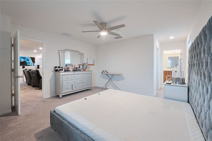 Image No.32-5 Bed Property for sale