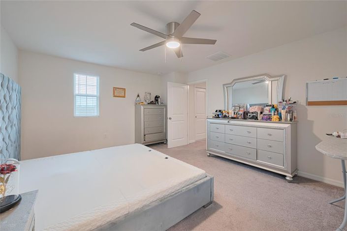 Image No.37-5 Bed Property for sale