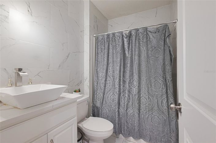 Image No.43-5 Bed Property for sale