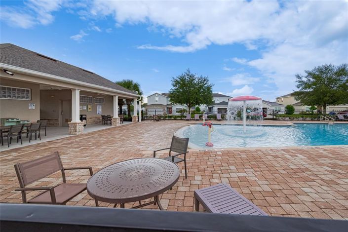 Image No.50-5 Bed Property for sale