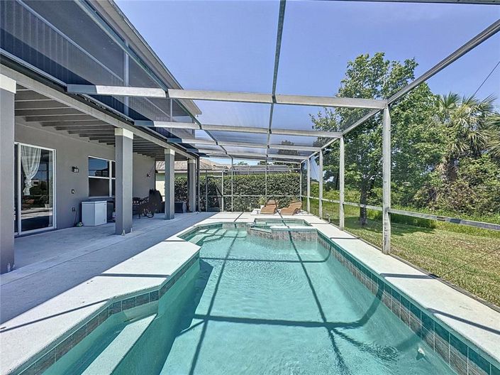 Image No.53-5 Bed Property for sale