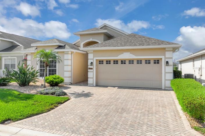 Image No.33-2 Bed Property for sale