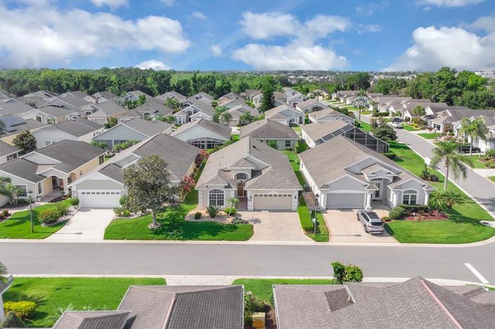 Image No.36-2 Bed Property for sale