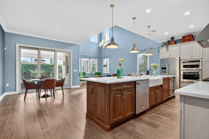 Image No.14-4 Bed Property for sale