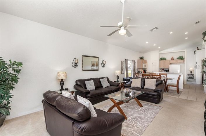 Image No.5-Propriété de 4 chambres à vendre à Davenport