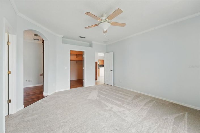 Image No.19-3 Bed Property for sale