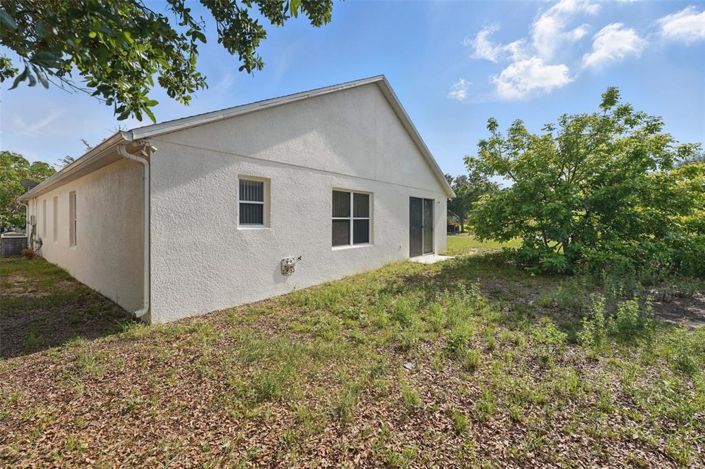 Image No.31-3 Bed Property for sale