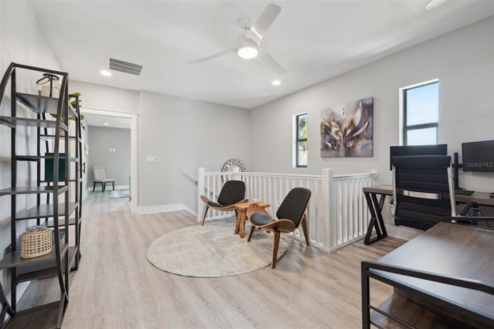 Image No.50-10 Bed Property for sale