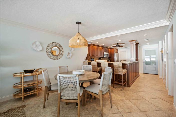 Image No.10-2 Bed Property for sale