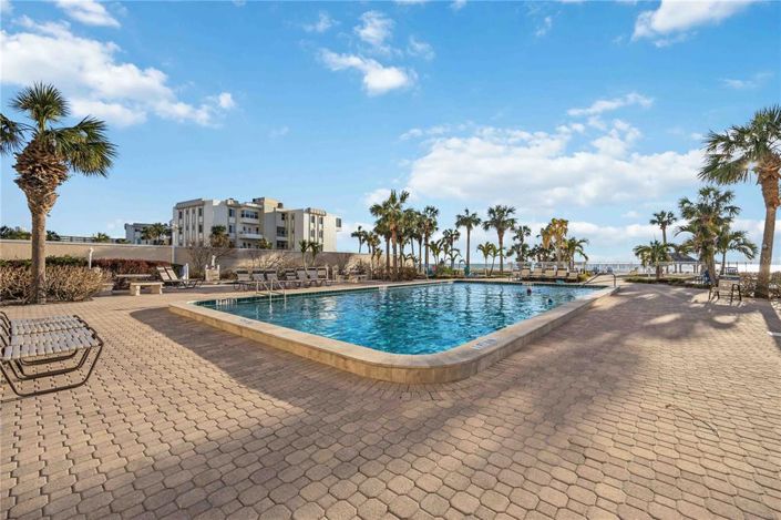 Image No.34-2 Bed Property for sale